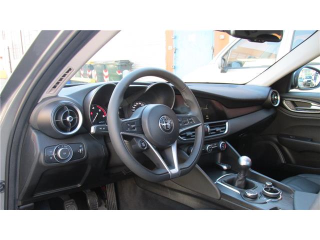 left hand drive ALFA ROMEO GIULIA (01/10/2016) -  